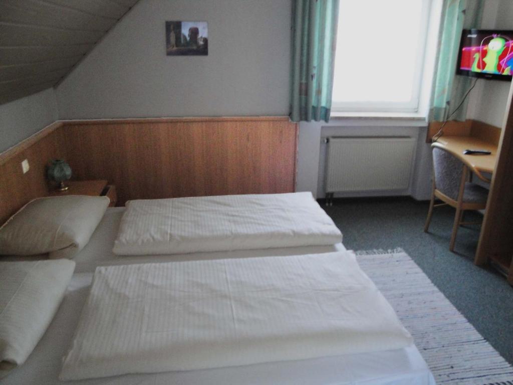 Gasthof Zum Ochsen Waldstetten  Номер фото