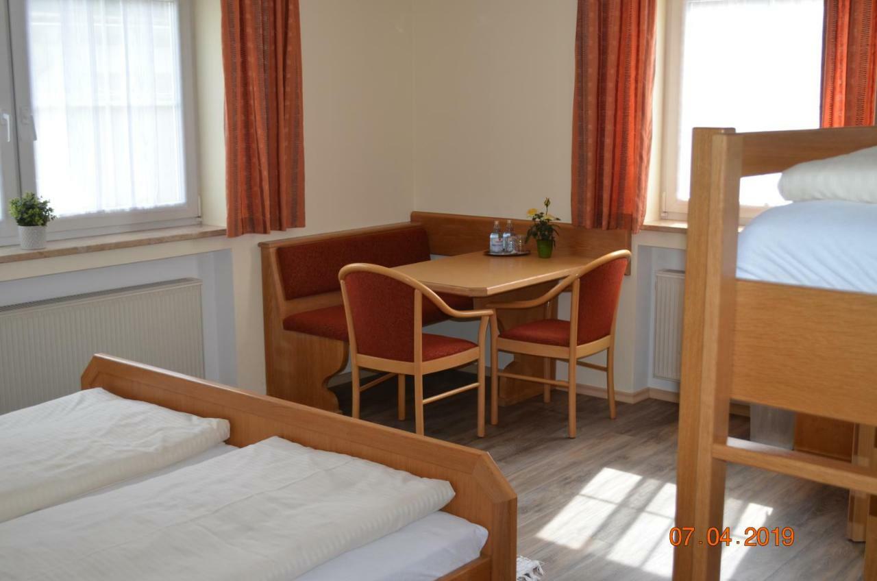Gasthof Zum Ochsen Waldstetten  Екстер'єр фото